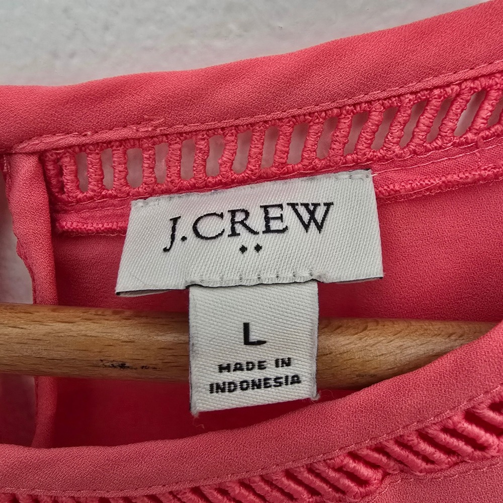 J. Crew Coral Pink Blouse Size L Short Sleeve Lightweight Ladder Trim Top - Picture 3 of 4